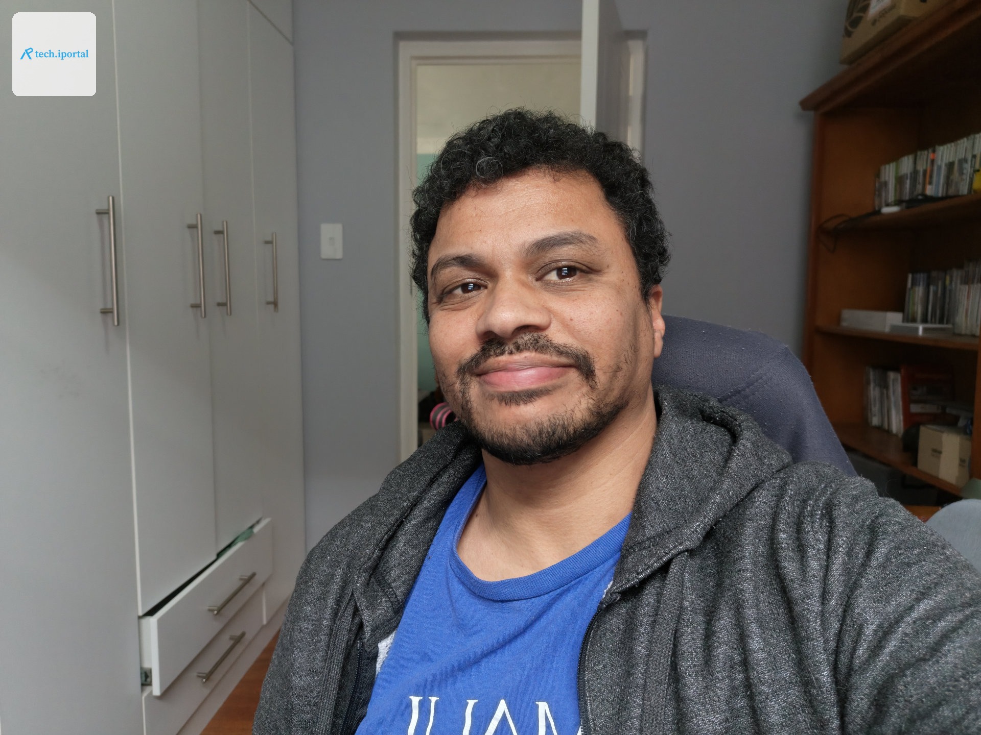 A 1x selfie taken with the OPPO Reno 16 Pro and Bubble screen.