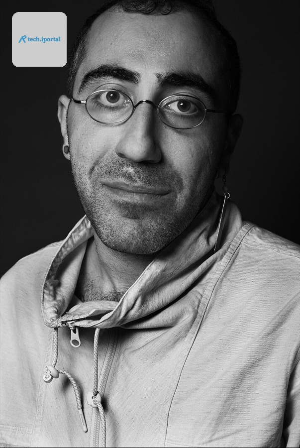 Behdad Esfahbod, black and white portrait