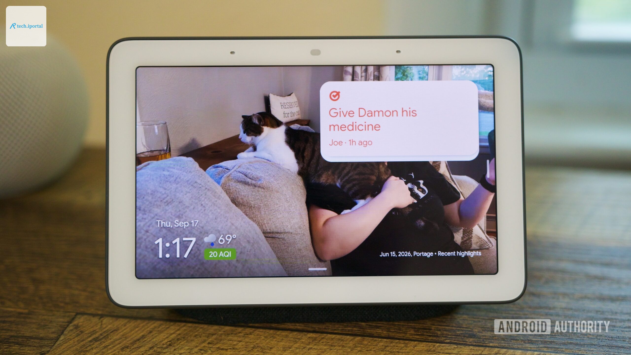 Google Tasks reminder on a Nest Hub.