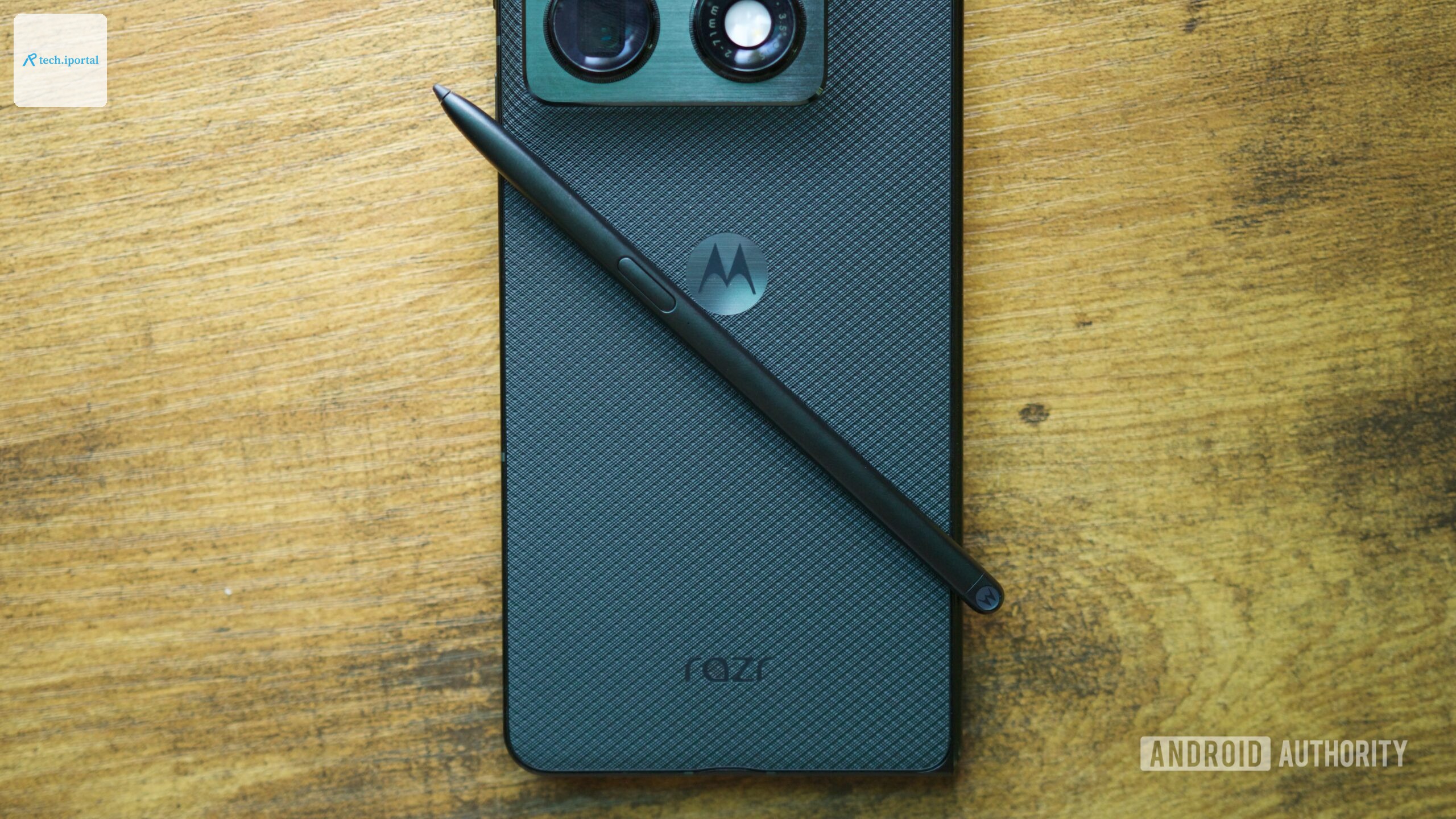 Moto Pen Ultra on top of the Razr Fold.