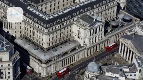 Getty Images The Bank of England in the city of London holds tonnes of gold bars in its vaults. This is an aerial view of the bank which is a historic building.
