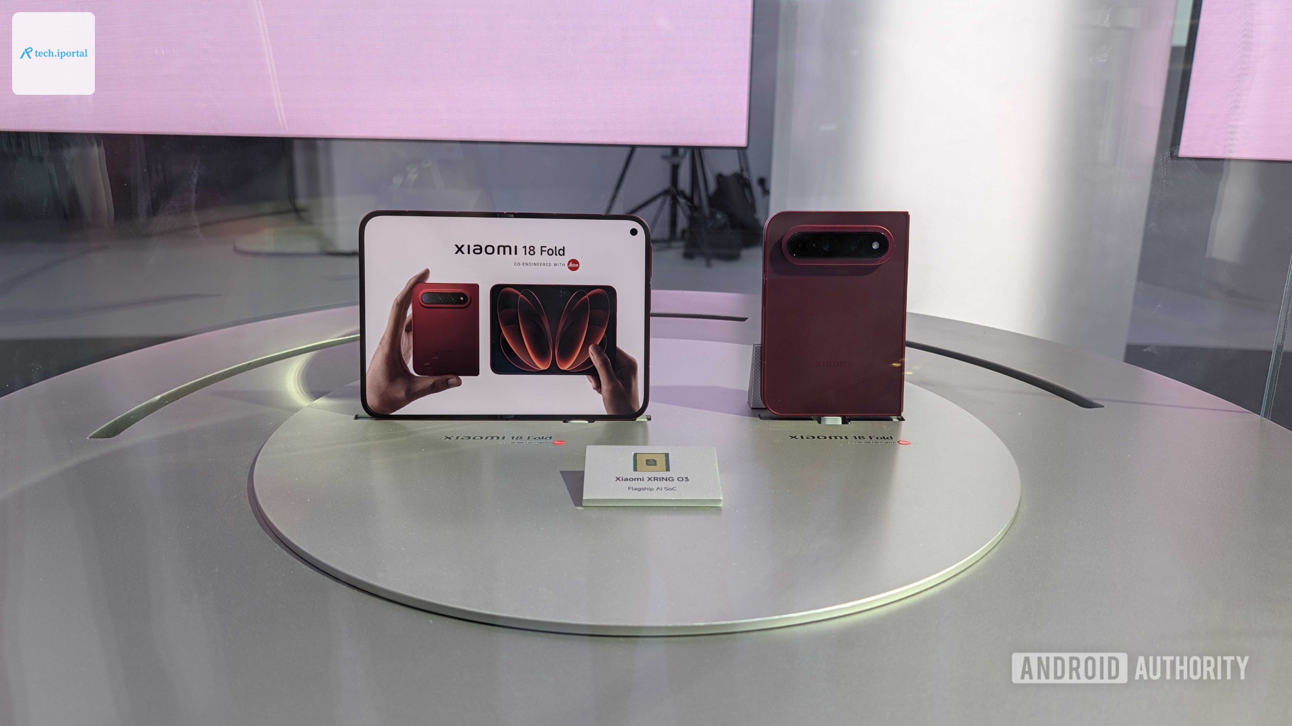 Xiaomi 18 Fold Adamya 4