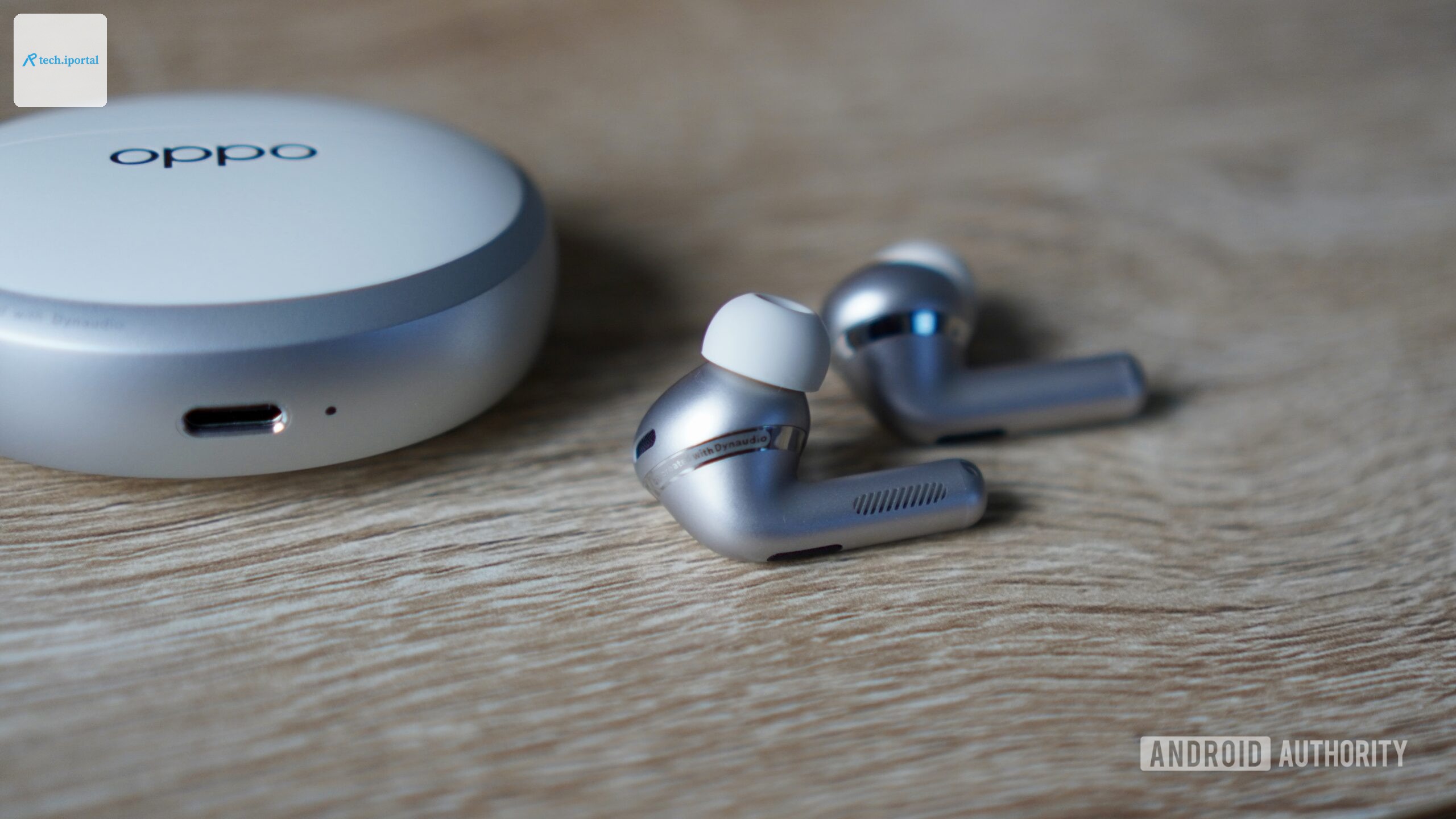 The OPPO Enco X4 earbuds