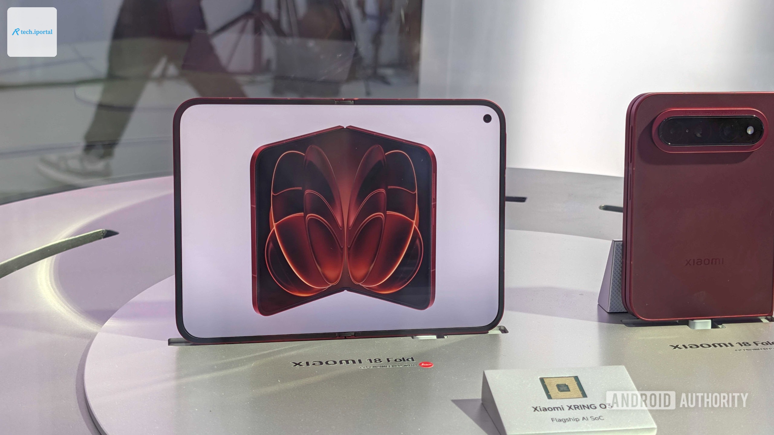 Xiaomi 18 Fold Adamya 1