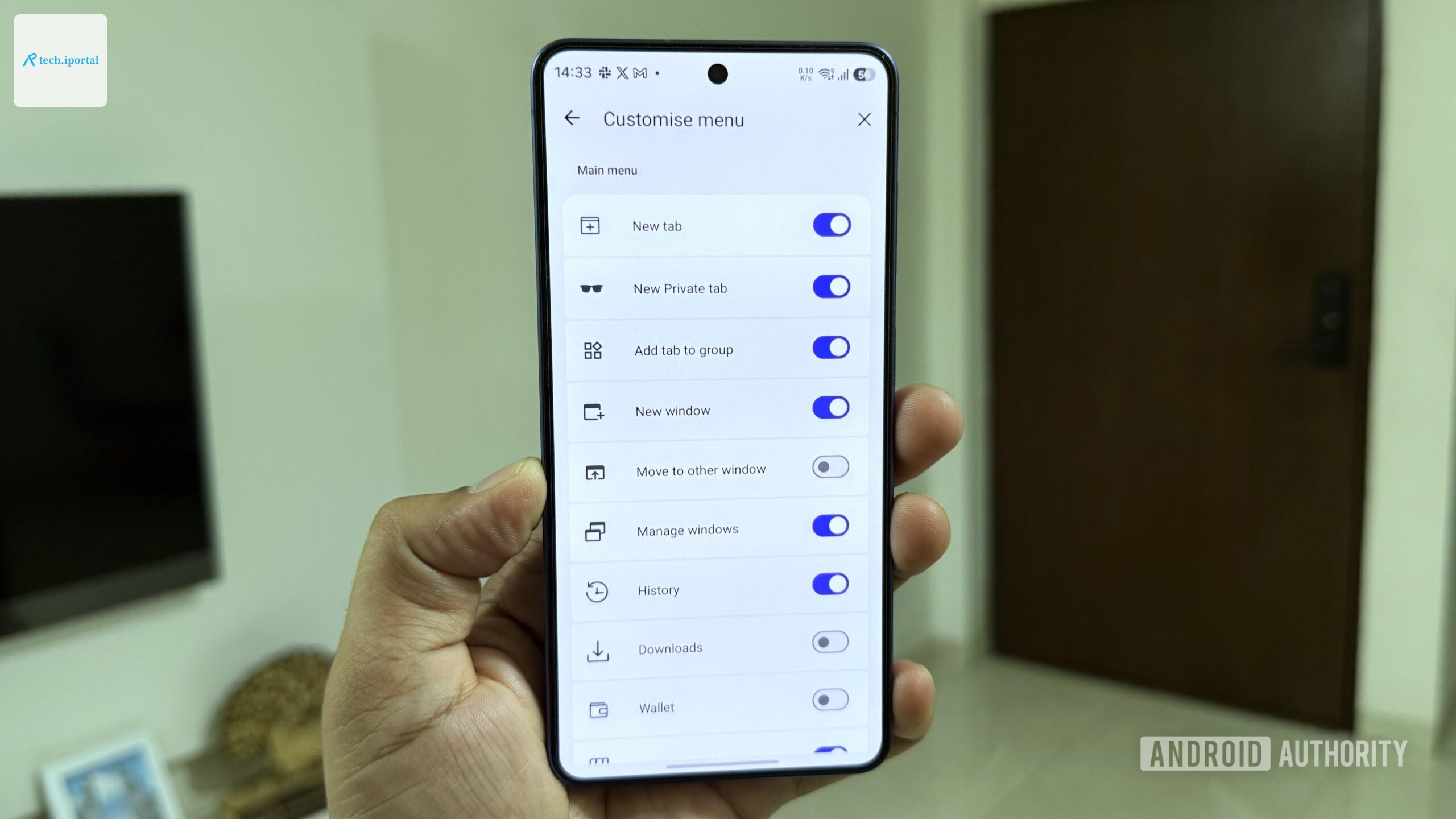 Brave browser menu customization options on a Galaxy S26