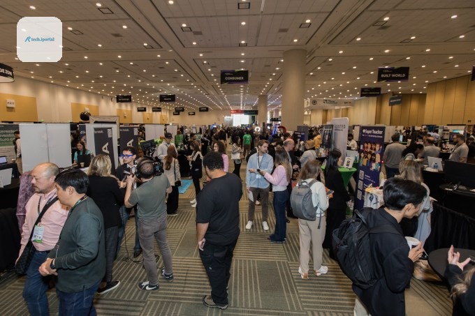 The expo hall at TechCrunch's 2025 Disrupt event