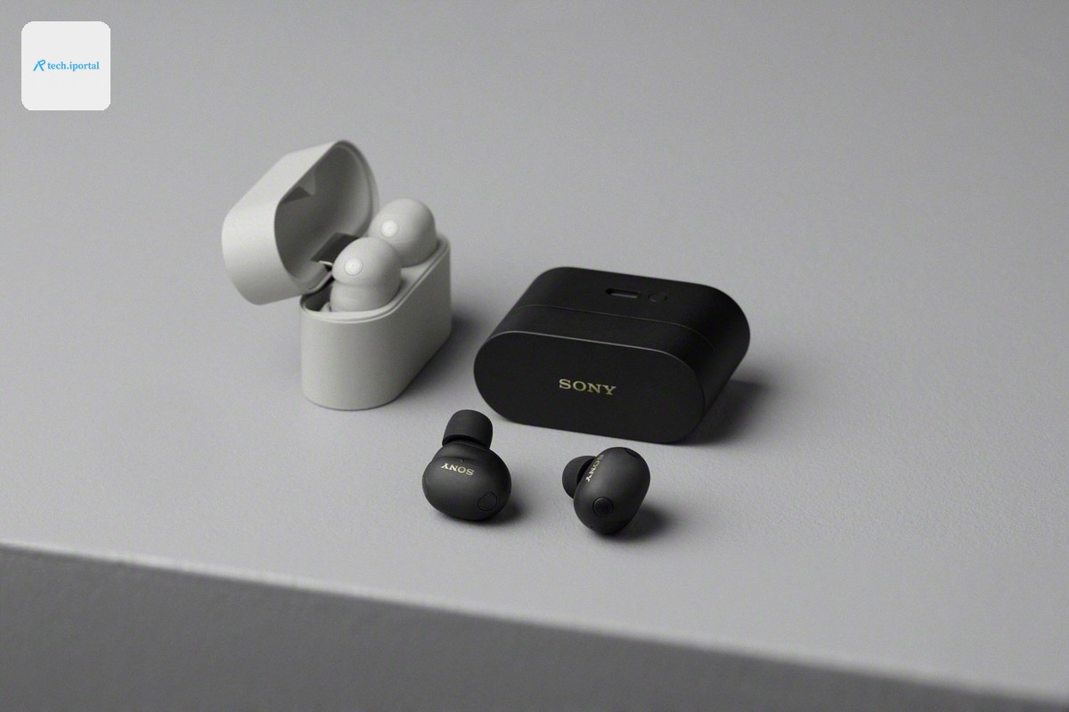 The Sony WF-1000XM6 earbuds in both black and grey.