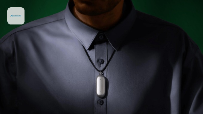 Plaud's NotePin hanging around a person's neck