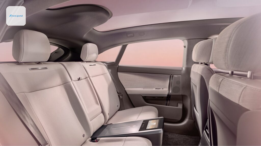 RR GT interior