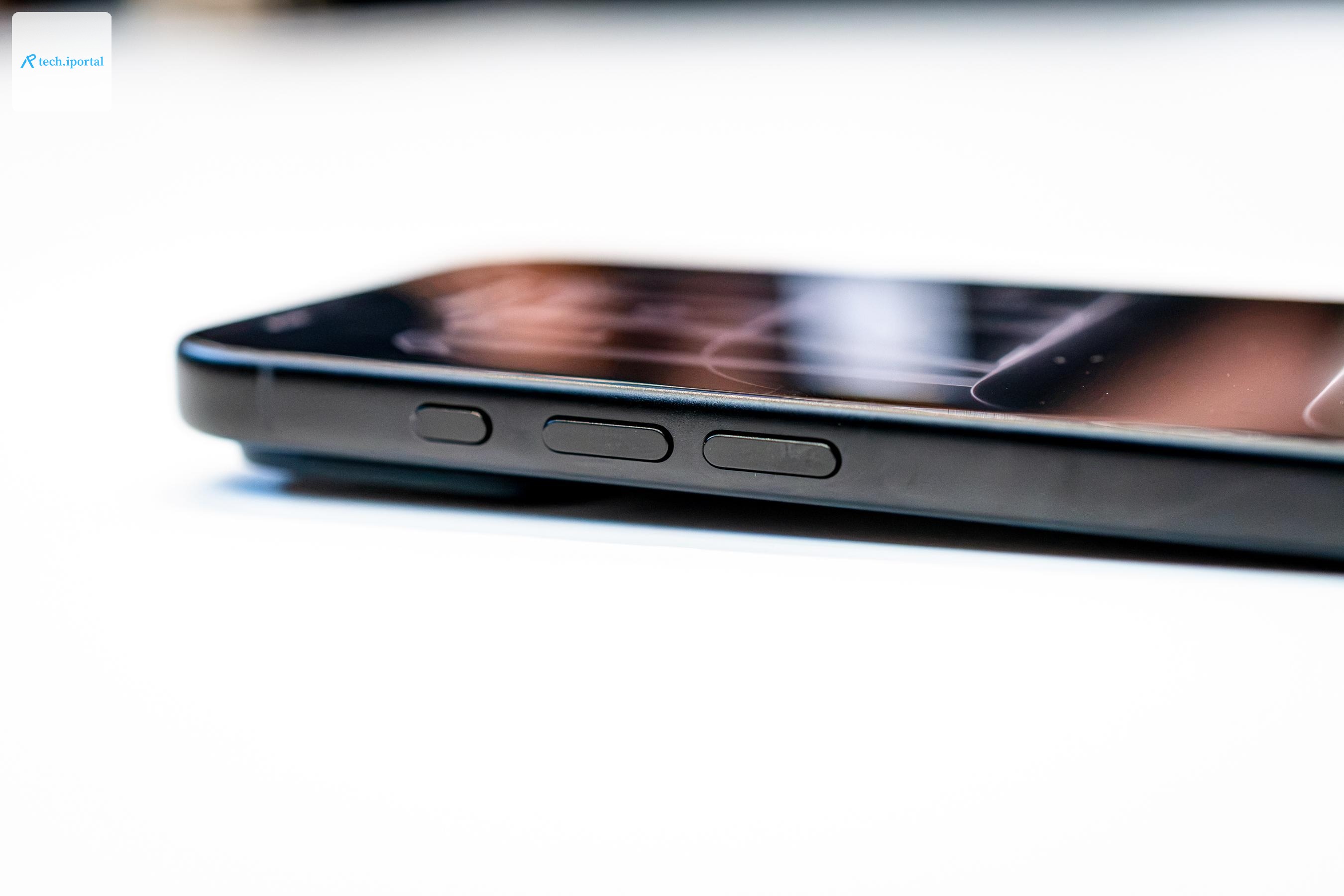 The iPhone 18 Pro in black from the side.