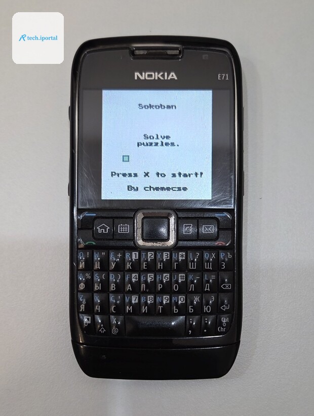 Sokoban running on a Nokia E71