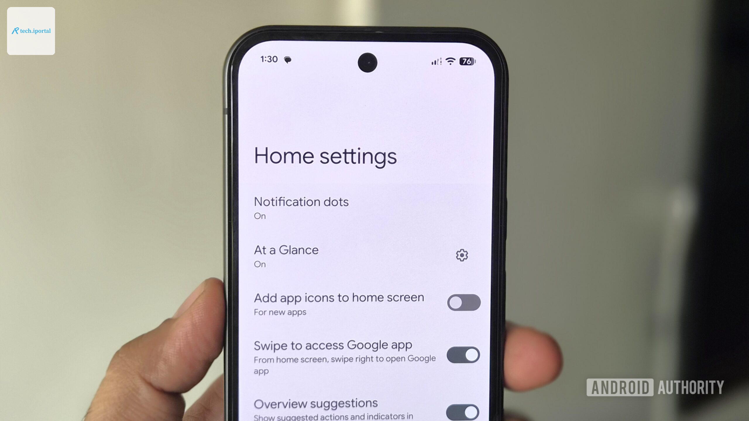 Pixel phone showing home screen settings