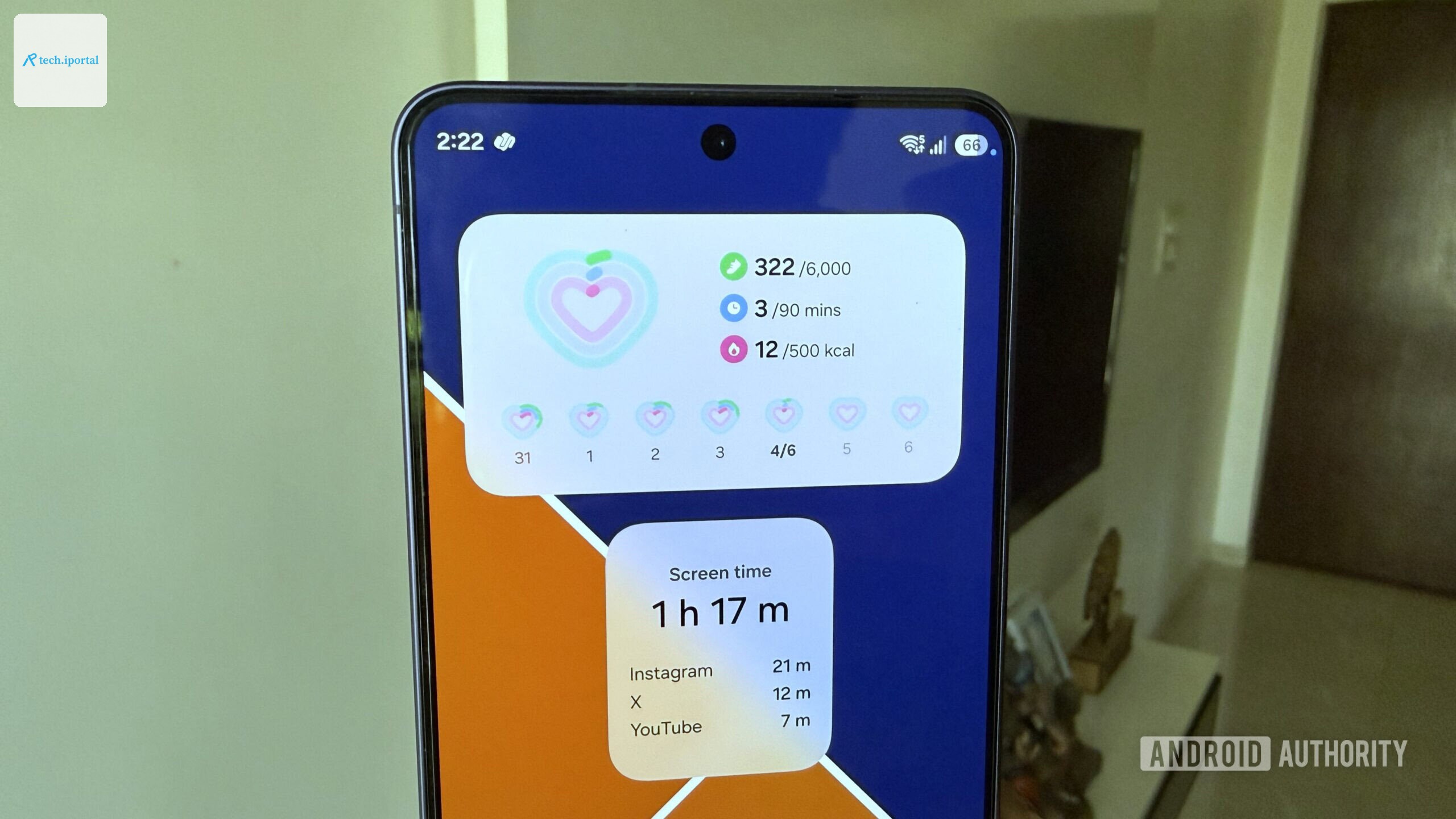 Samsung Health widget on a Galaxy phone