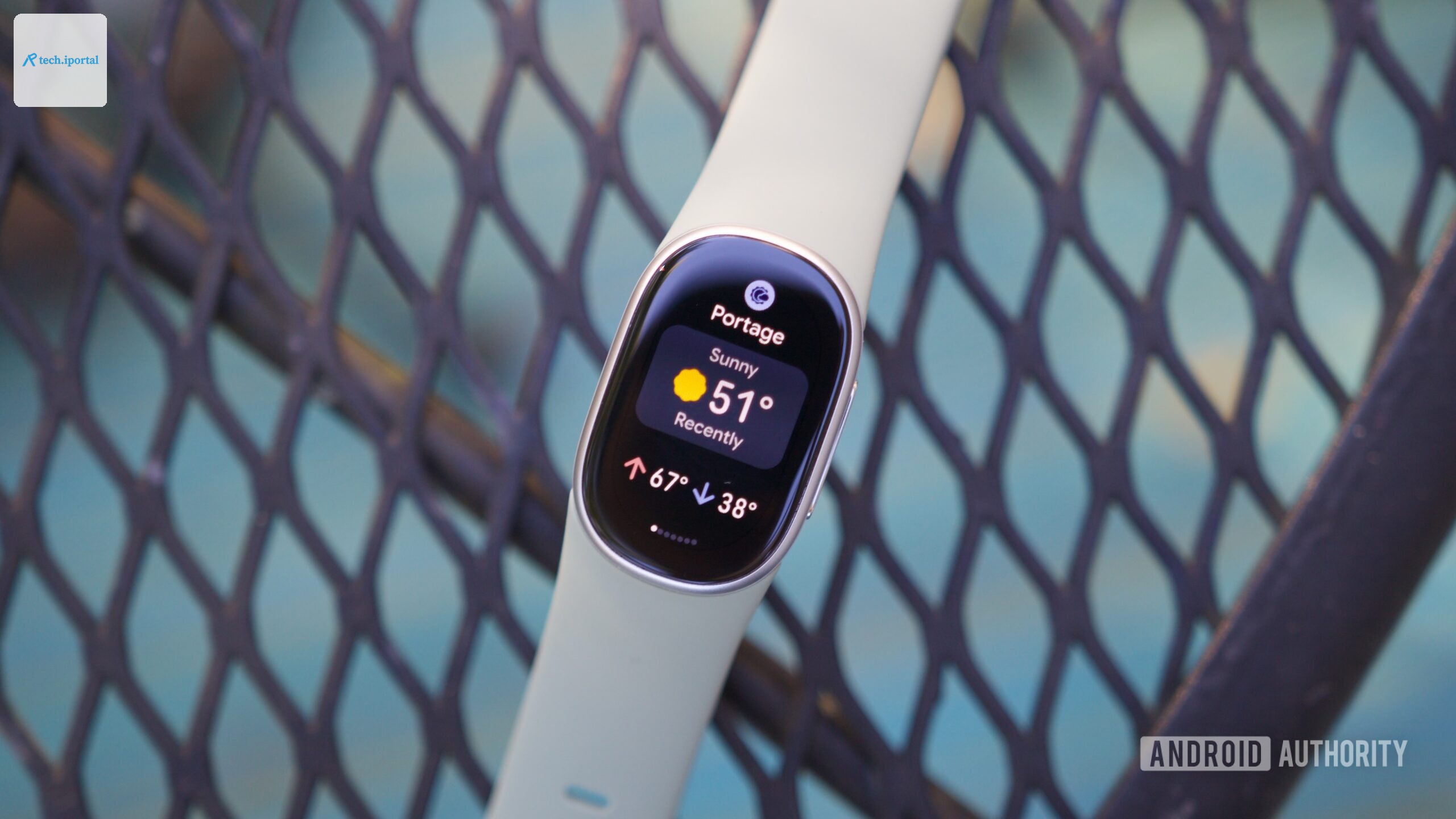 Weather tile on the Fitbit Edge.